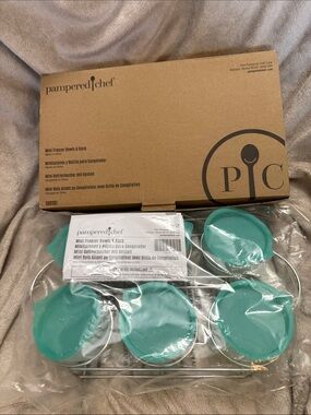 Pampered Chef Teal Mini Freezer Bowls with Rack - Set of 6